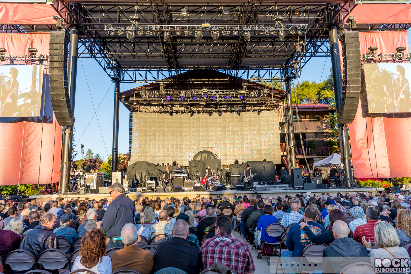 Boston-Joan-Jett-2017-Concert-Tour-Photos-Ironstone-Amphitheatre-Murphys-430