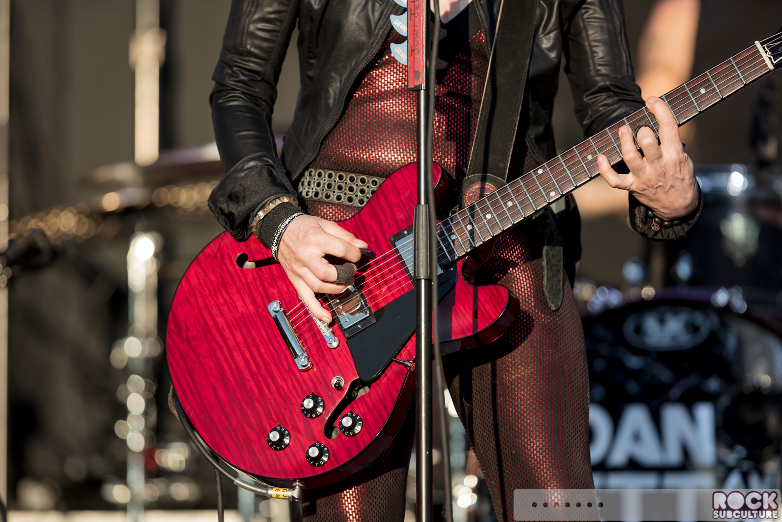 Boston-Joan-Jett-2017-Concert-Tour-Photos-Ironstone-Amphitheatre-Murphys-454