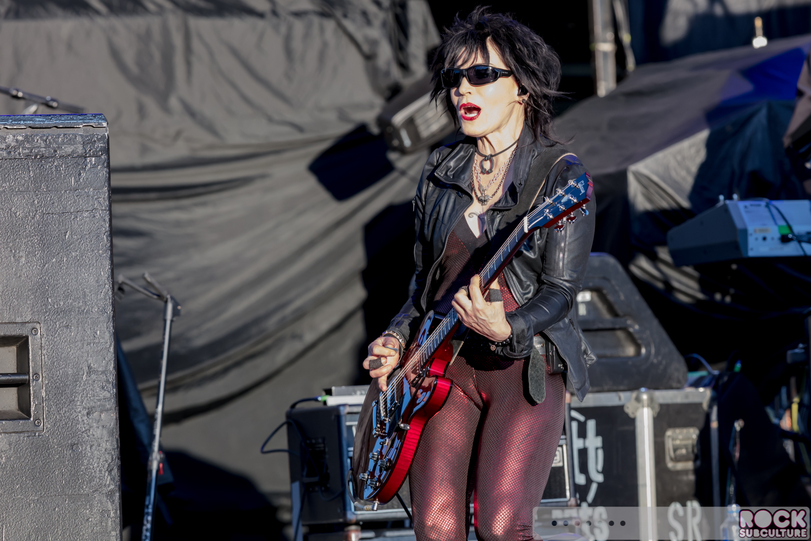 Boston-Joan-Jett-2017-Concert-Tour-Photos-Ironstone-Amphitheatre-Murphys-465