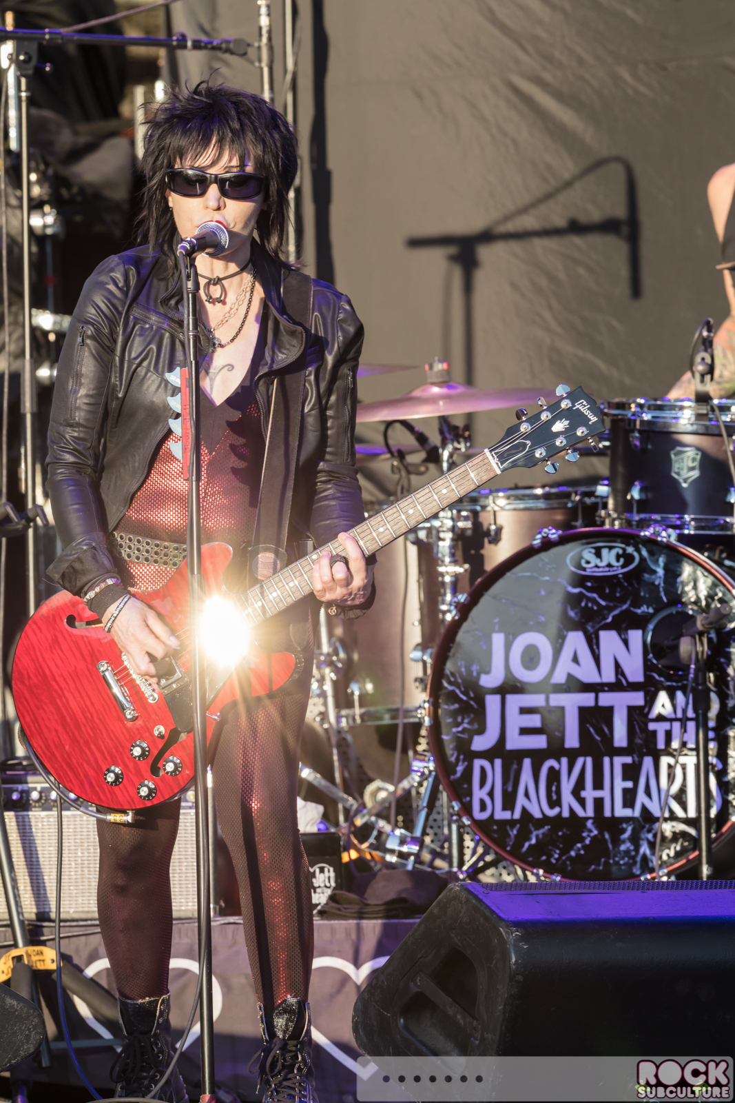 Boston-Joan-Jett-2017-Concert-Tour-Photos-Ironstone-Amphitheatre-Murphys-503