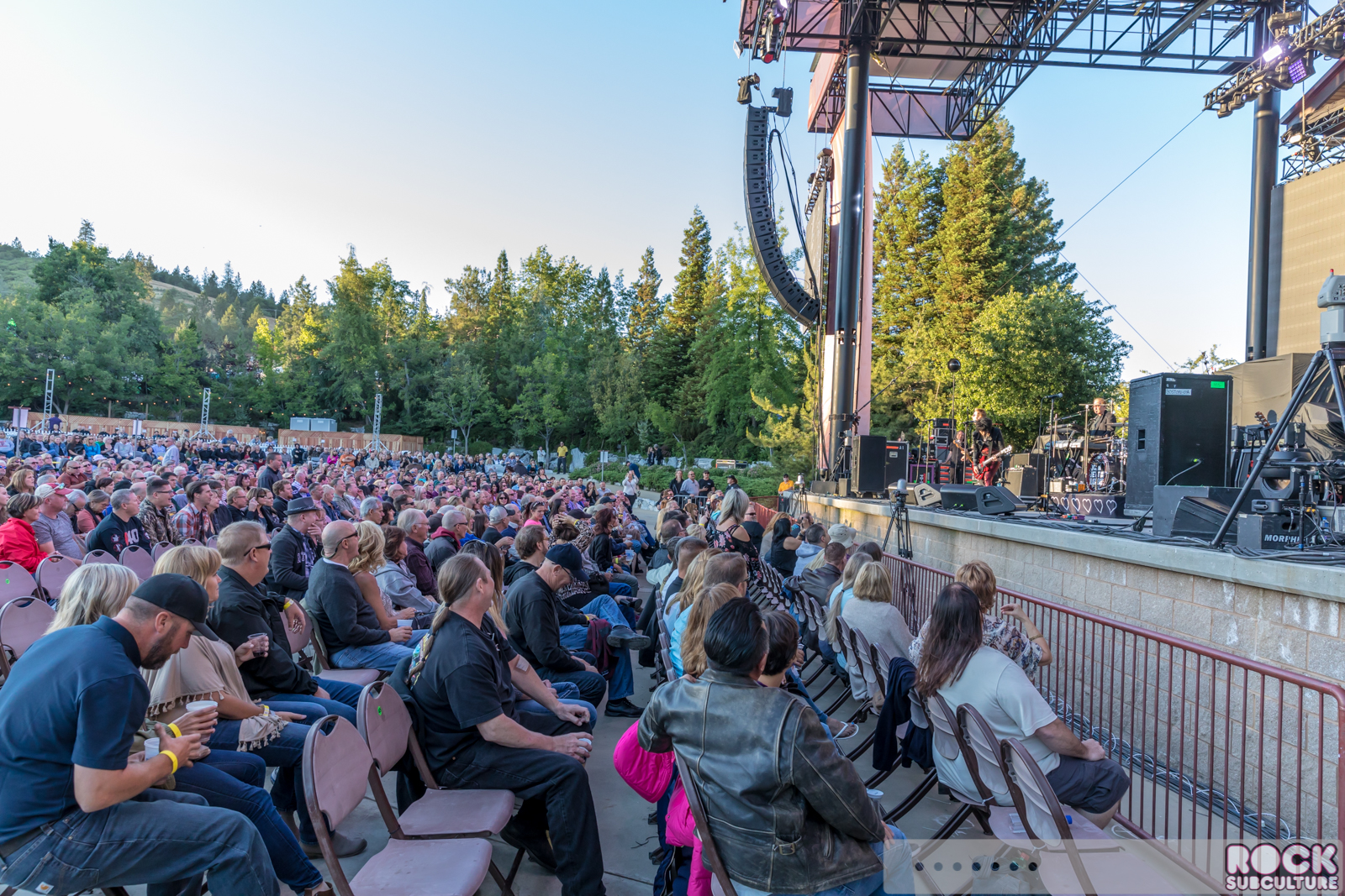 Boston-Joan-Jett-2017-Concert-Tour-Photos-Ironstone-Amphitheatre-Murphys-510