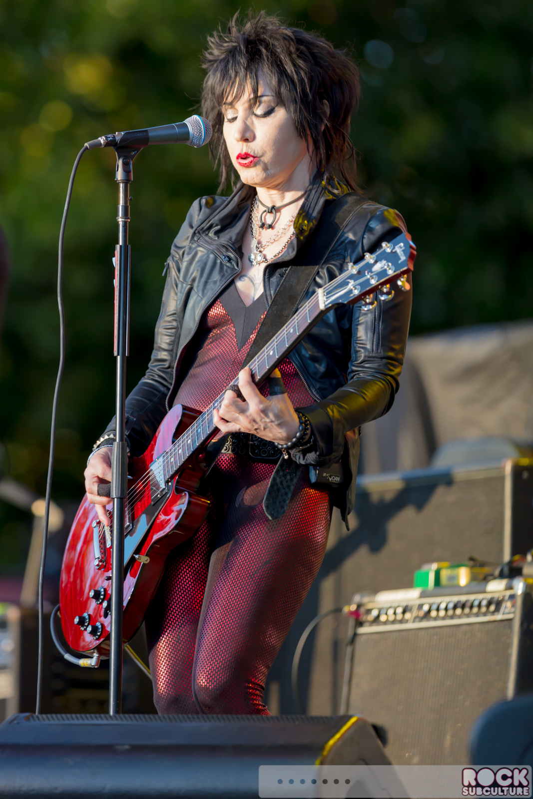 Boston-Joan-Jett-2017-Concert-Tour-Photos-Ironstone-Amphitheatre-Murphys-610
