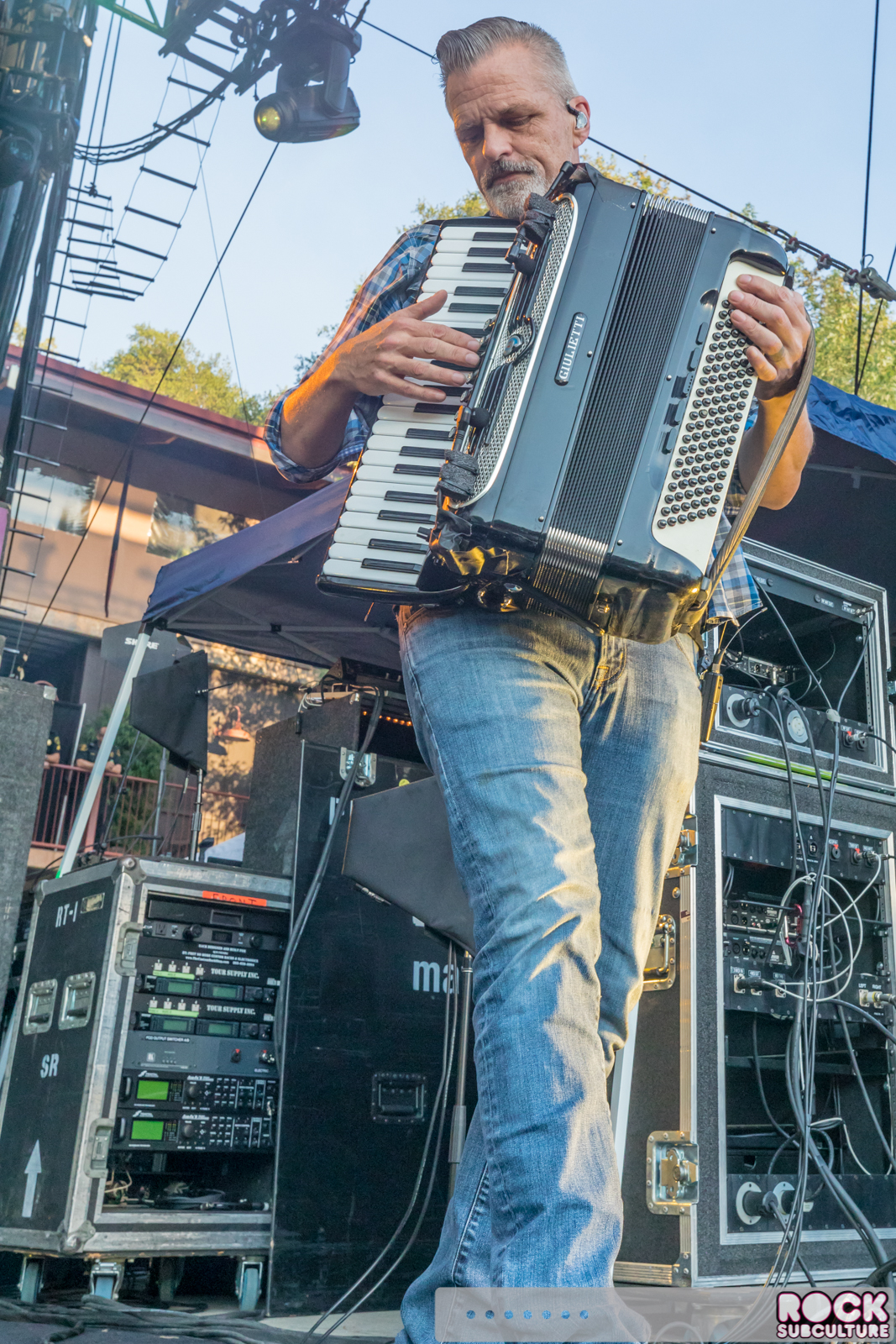 Counting-Crows-2017-Tour-Concert-Live-Photos-Ironstone-Amphitheatre-33