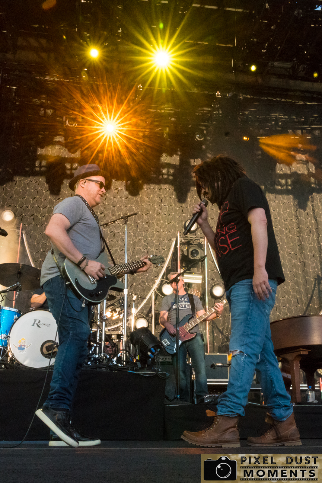 Counting-Crows-2017-Tour-Concert-Live-Photos-Ironstone-Amphitheatre-72