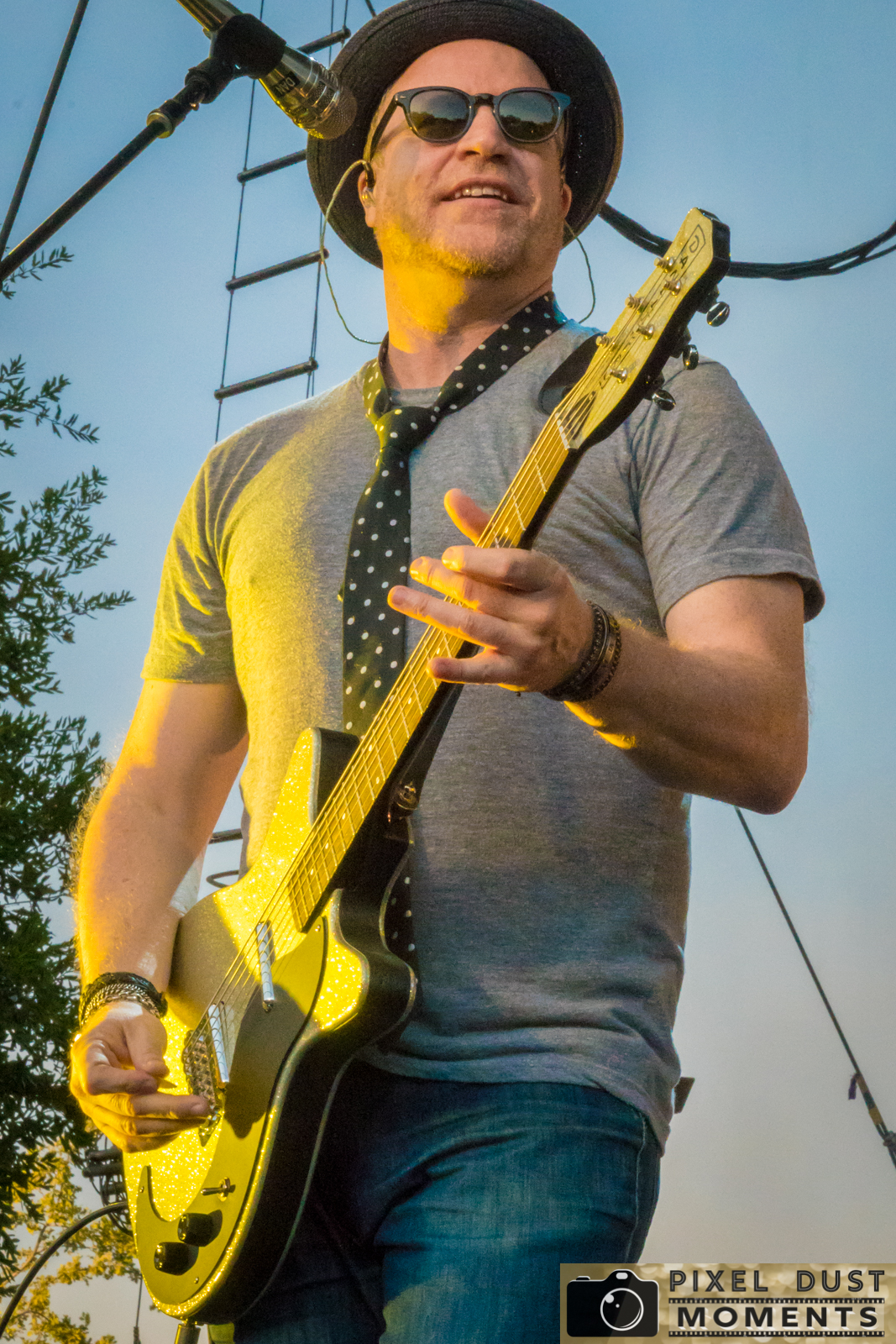 Counting-Crows-2017-Tour-Concert-Live-Photos-Ironstone-Amphitheatre-73