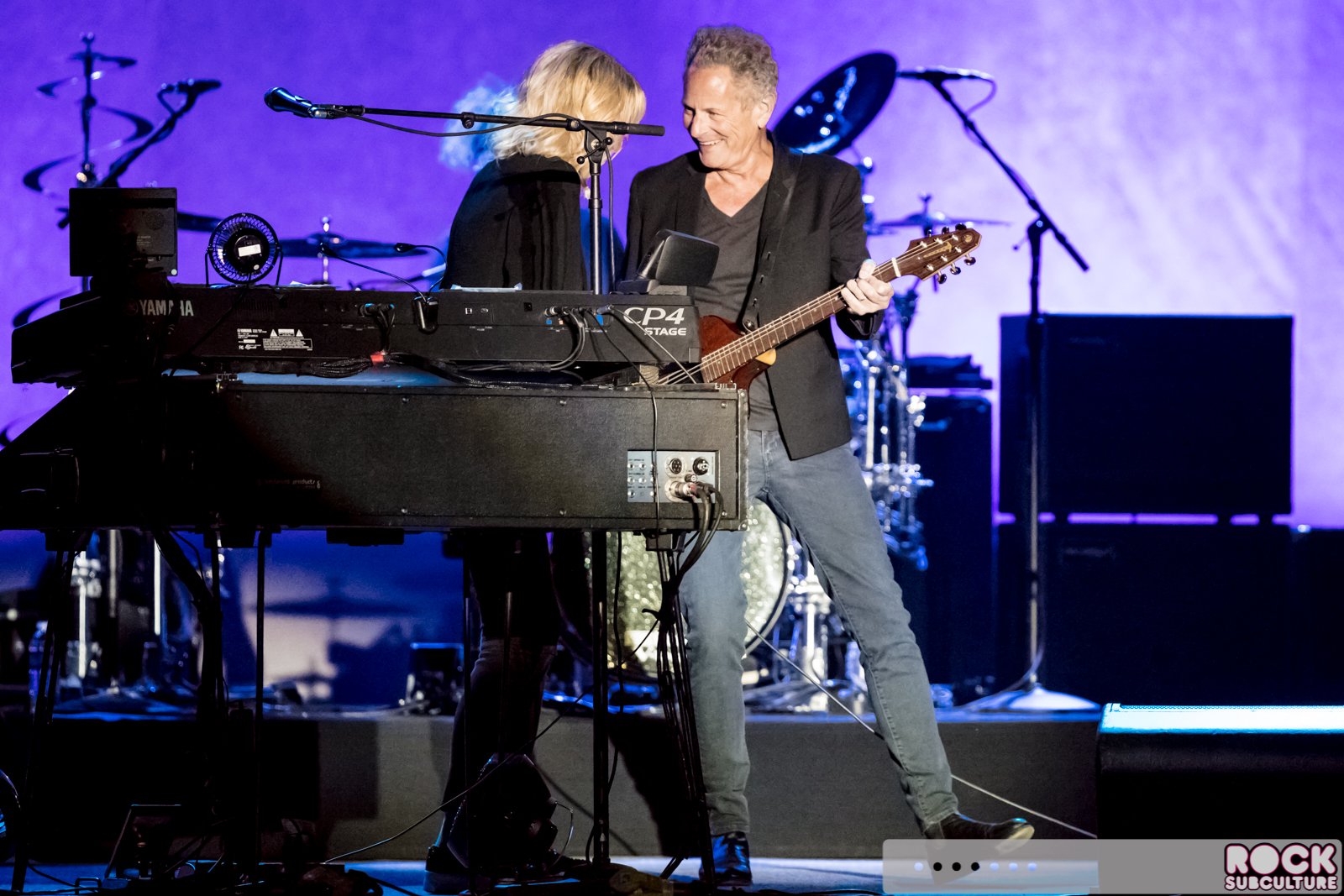 Lindsey-Buckinghamd-Christine-McVie-Concert-Tour-2017-Ironstone-404