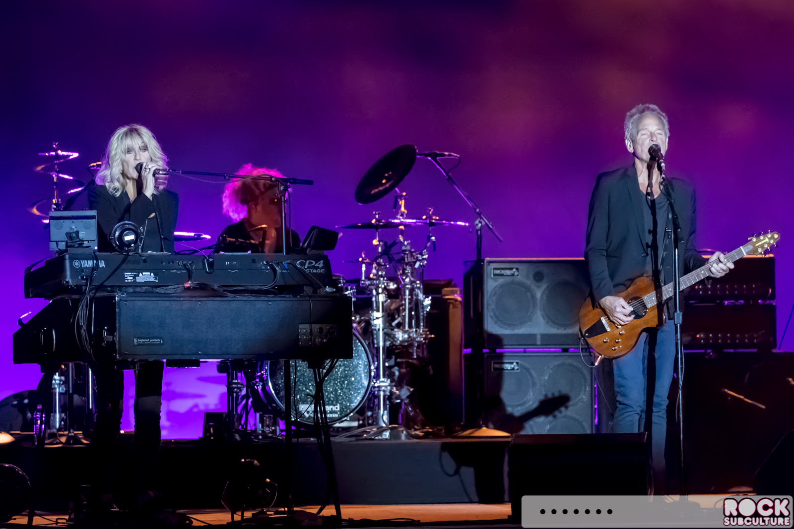 Lindsey-Buckinghamd-Christine-McVie-Concert-Tour-2017-Ironstone-478