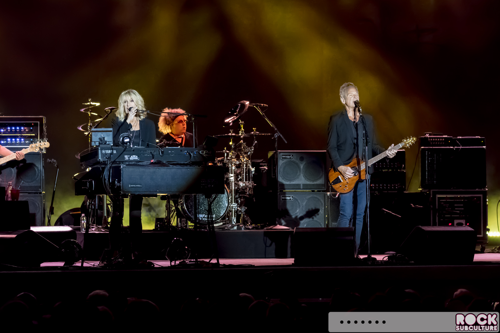 Lindsey-Buckinghamd-Christine-McVie-Concert-Tour-2017-Ironstone-495