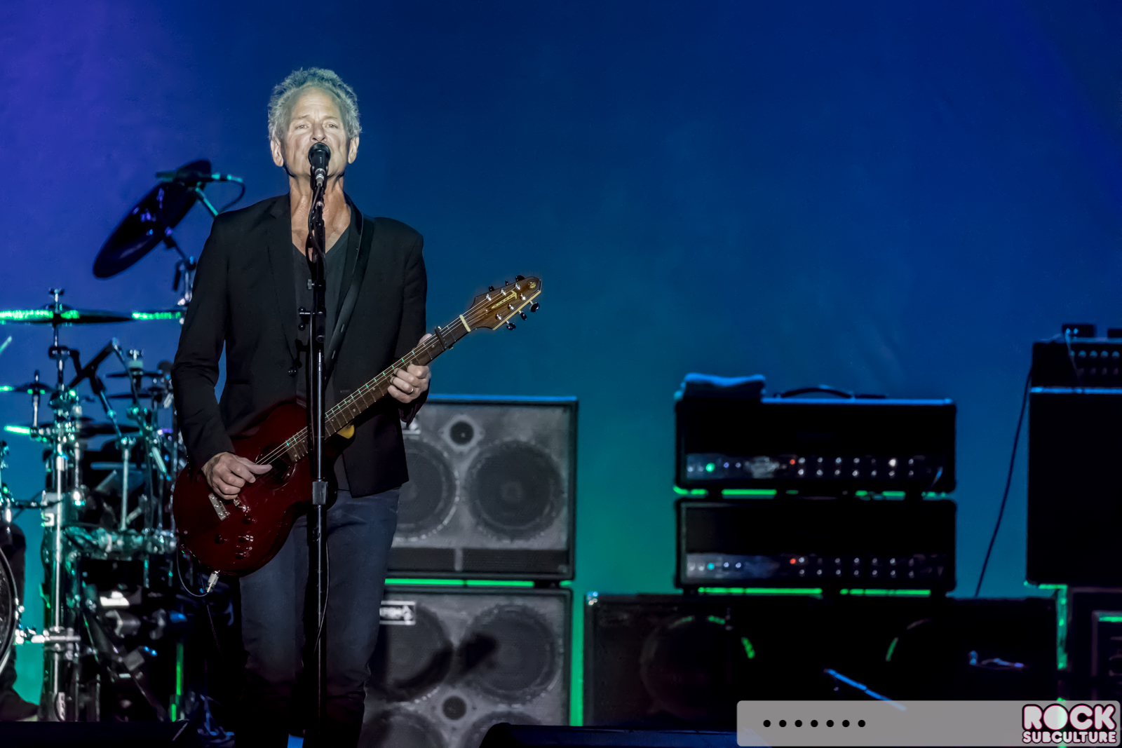 Lindsey-Buckinghamd-Christine-McVie-Concert-Tour-2017-Ironstone-523