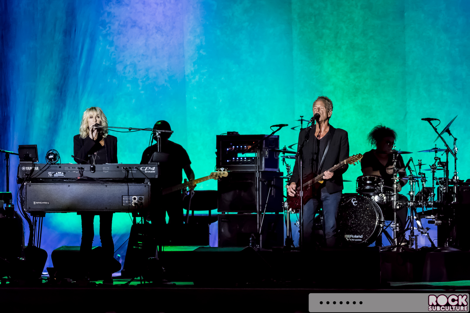 Lindsey-Buckinghamd-Christine-McVie-Concert-Tour-2017-Ironstone-554