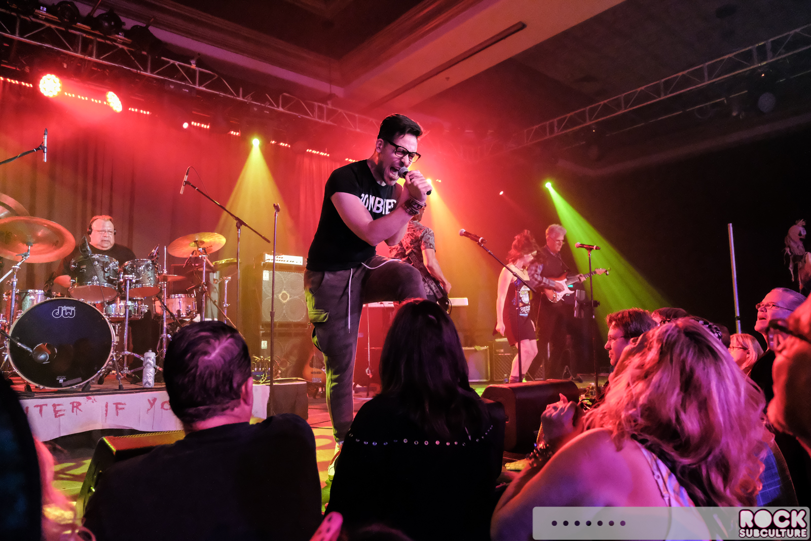 Oingo-Boingo-Dance-Party-Thunder-Valley-Concert-Photos-2017-0428