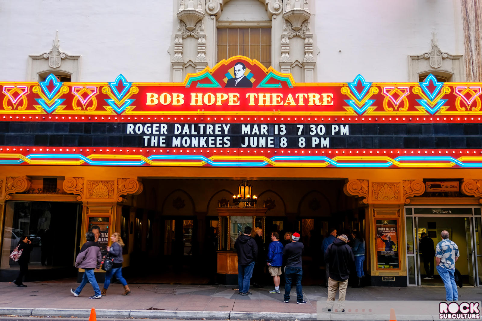 Roger-Daltrey-2018-Tour-Concert-Photography-Review-Live-The-Who-Stockton-Bob-Hope-Theatre-Richter-Entertainment-002