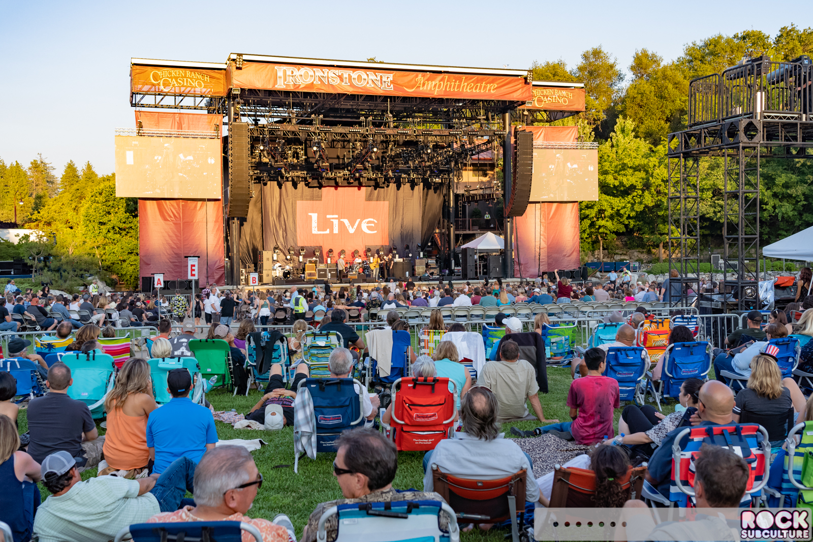 Counting-Crows-Live-2018-Tour-Concert-Ironstone-Amphitheatre-Photos-0627
