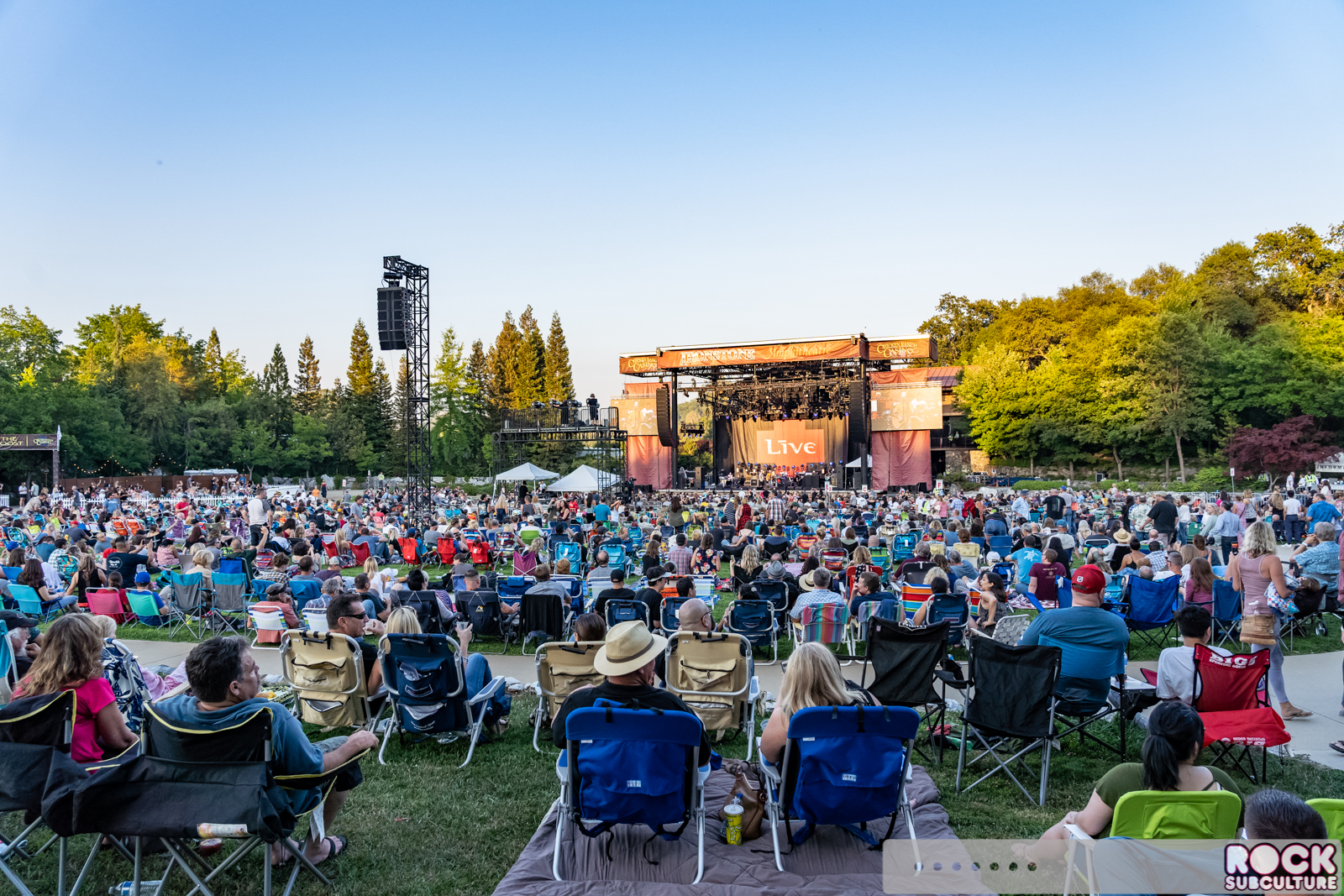 Counting-Crows-Live-2018-Tour-Concert-Ironstone-Amphitheatre-Photos-0647