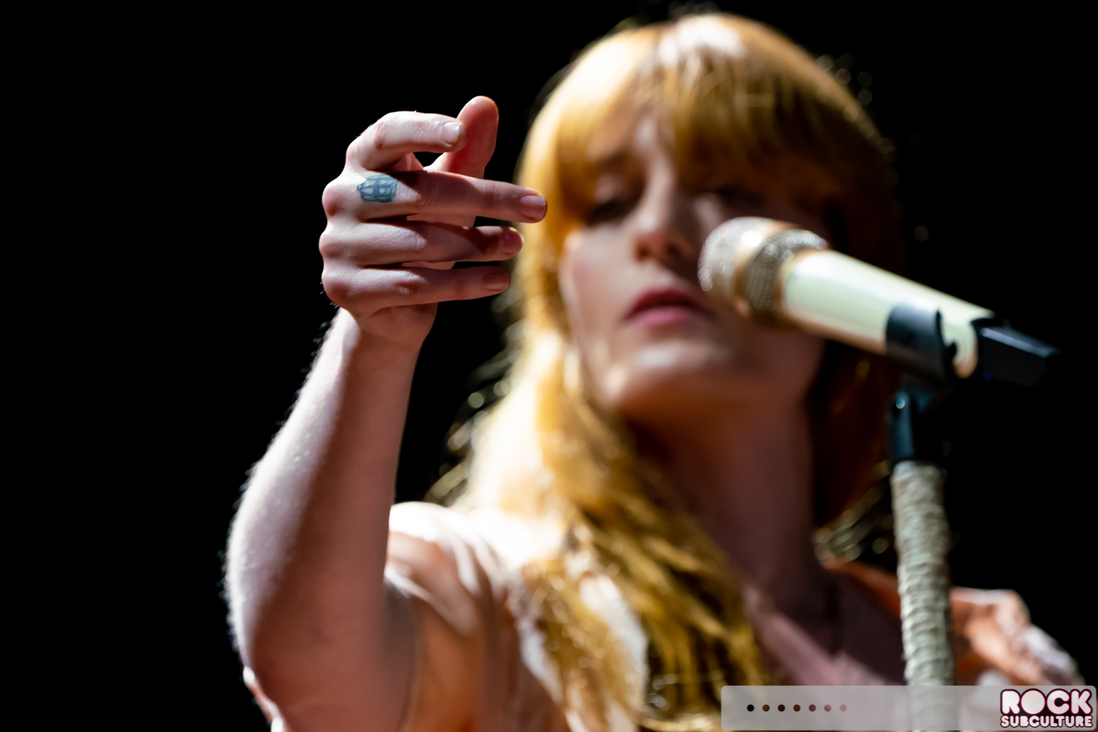 Florence-and-the-Machine-2018-Tour-Concert-Photos-Review-Lake-Tahoe-0439