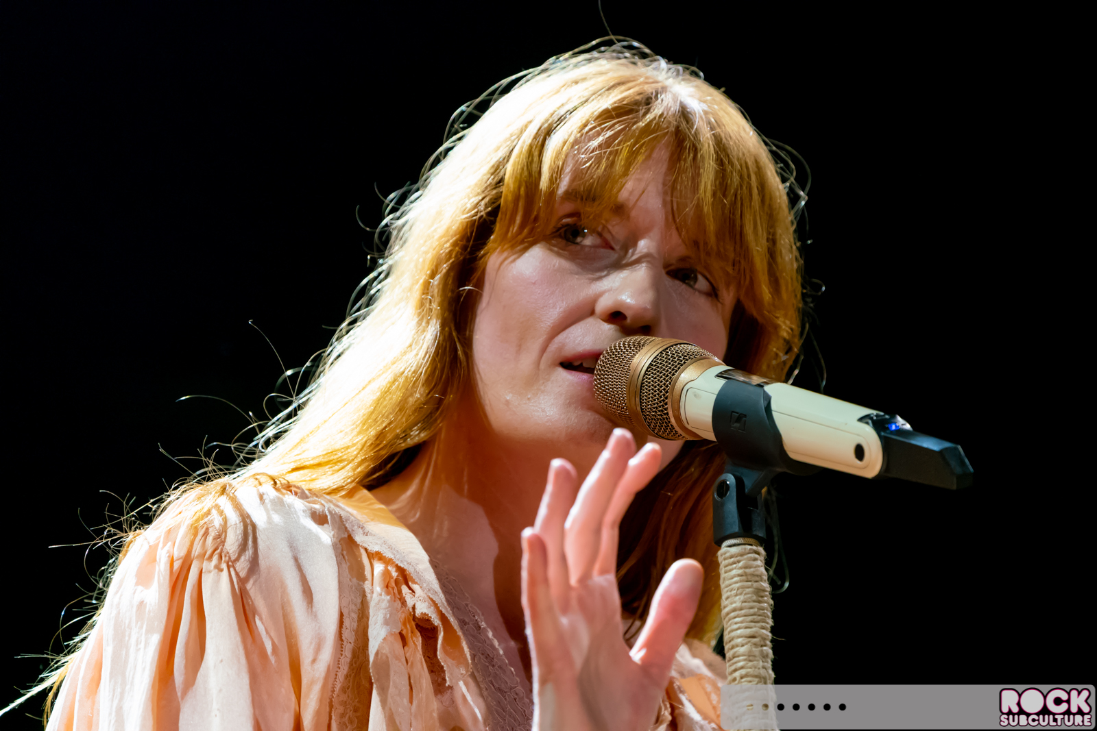 Florence-and-the-Machine-2018-Tour-Concert-Photos-Review-Lake-Tahoe-1063