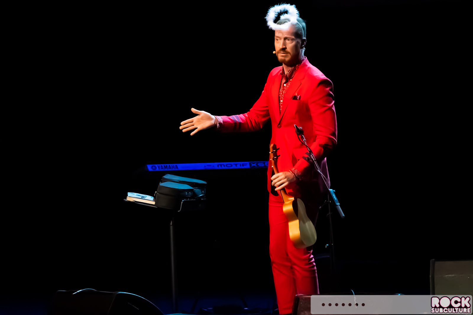 Notes-And-Words-2019-Ryan-Tedder-Oakland-1022