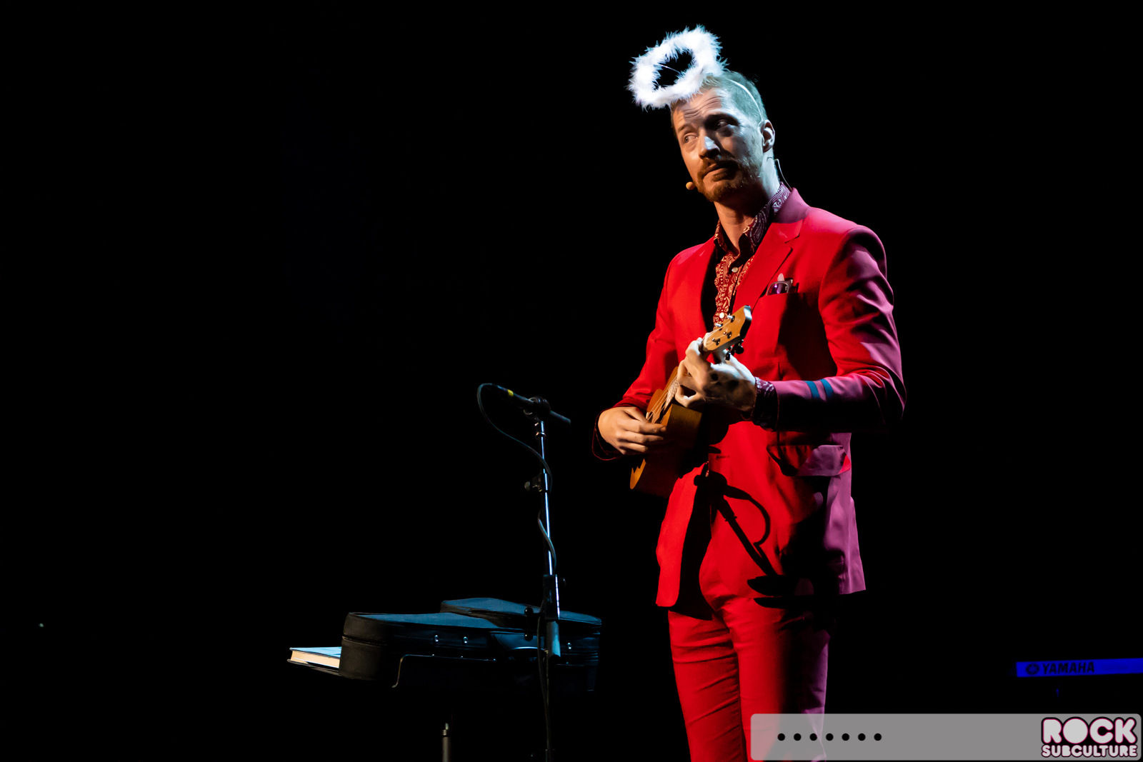 Notes-And-Words-2019-Ryan-Tedder-Oakland-1052