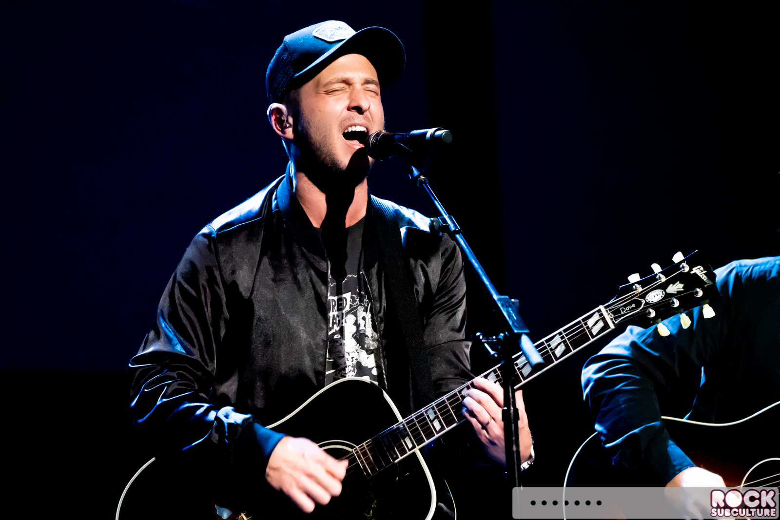 Notes-And-Words-2019-Ryan-Tedder-Oakland-1609
