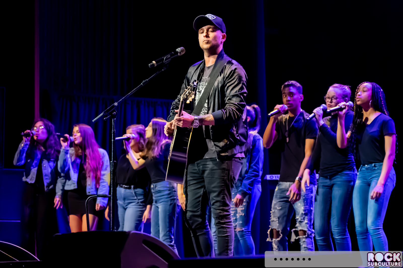 Notes-And-Words-2019-Ryan-Tedder-Oakland-1723