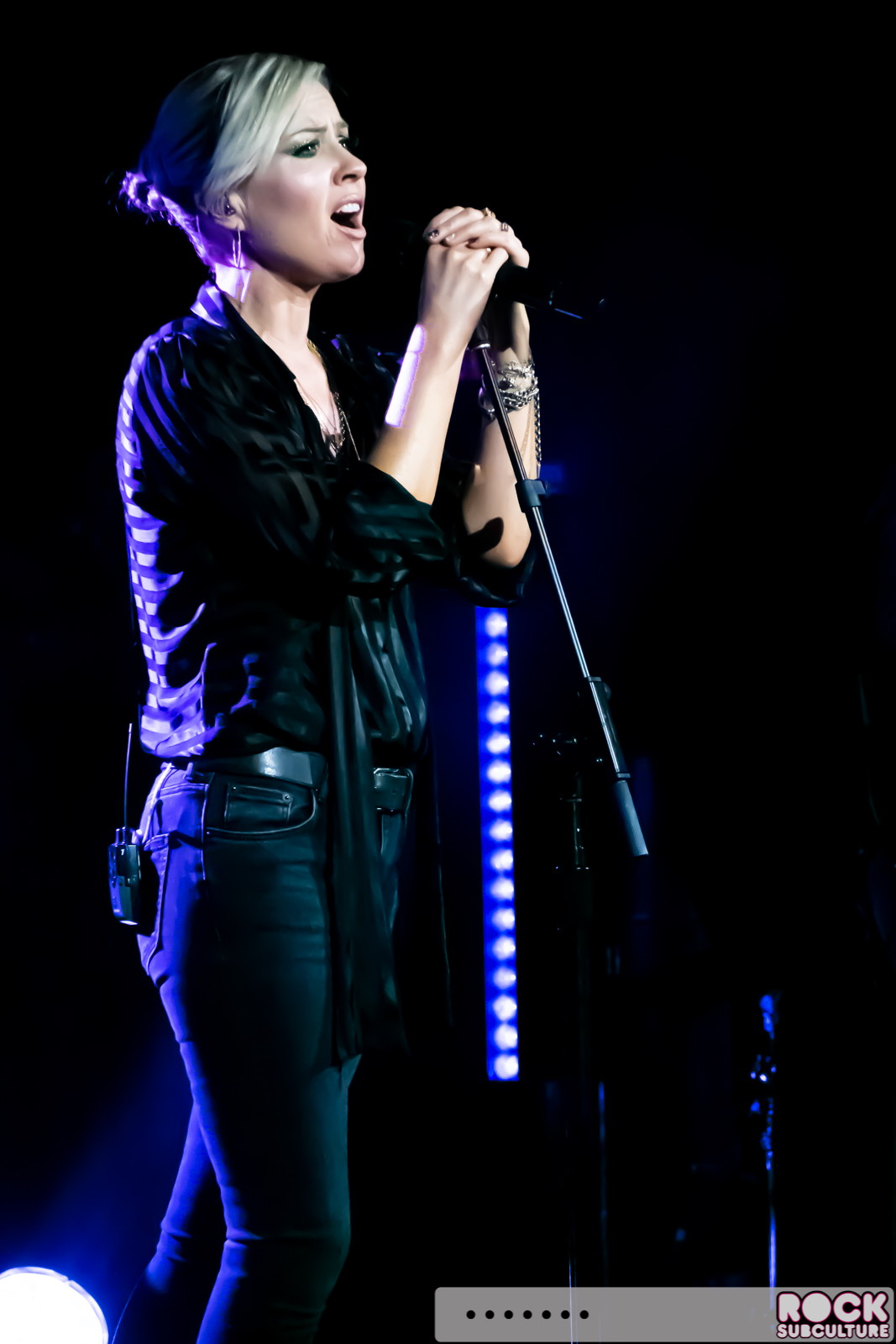 Dido-2019-Tour-Live-Concert-Photos-Seattle-Showbox-SoDo-05
