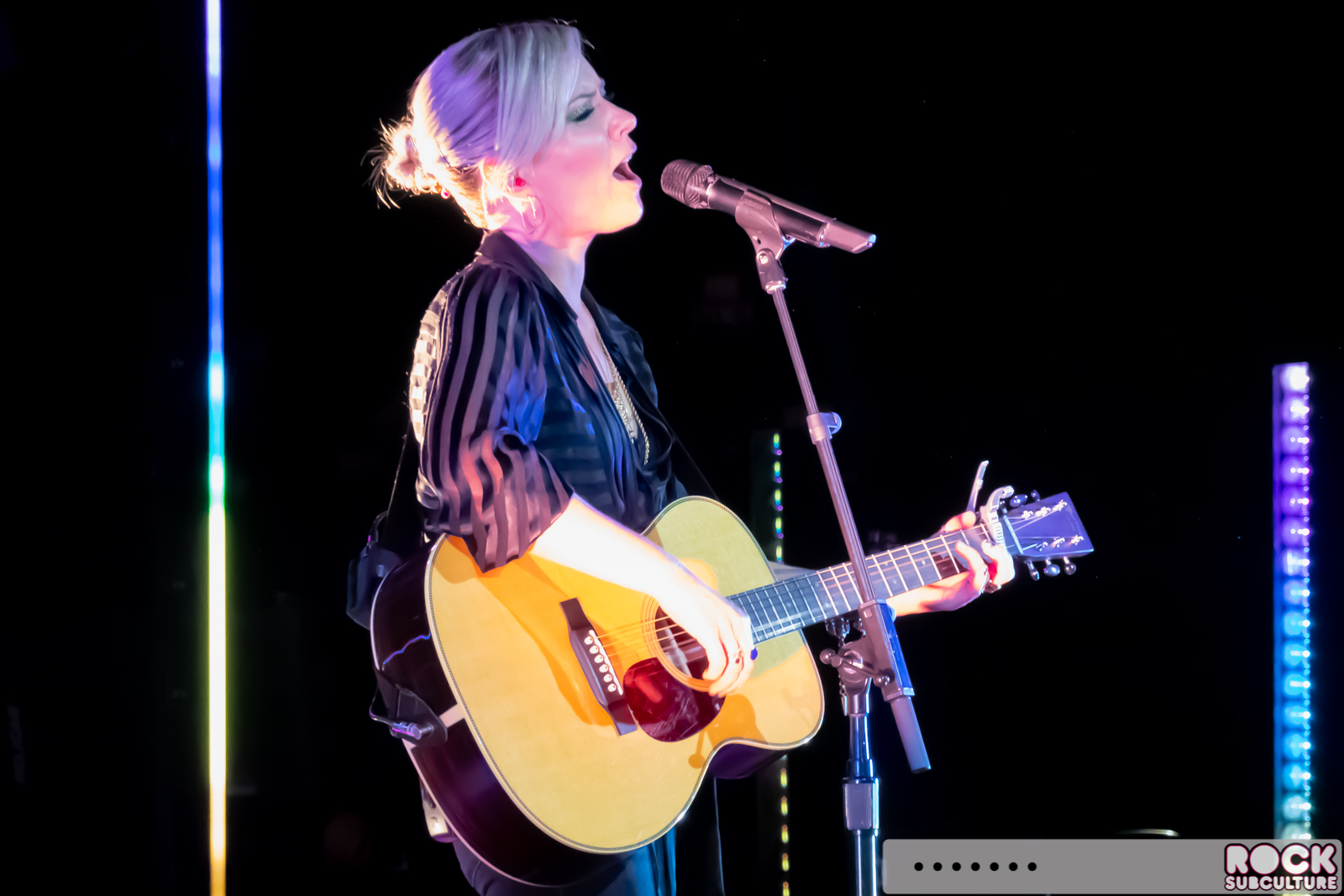 Dido-2019-Tour-Live-Concert-Photos-Seattle-Showbox-SoDo-11